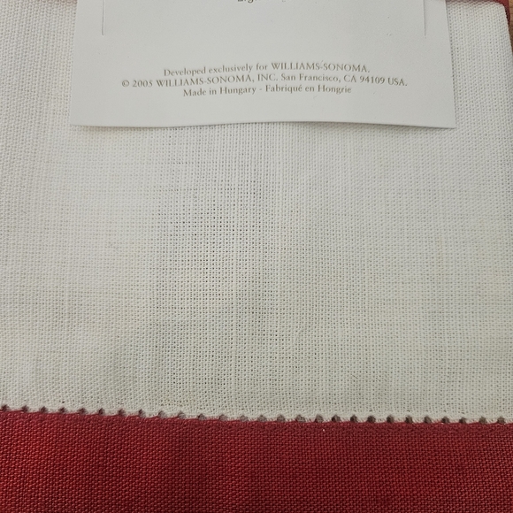 Williams Sonoma Red and White/cream Table Linen - Picture 2 of 13